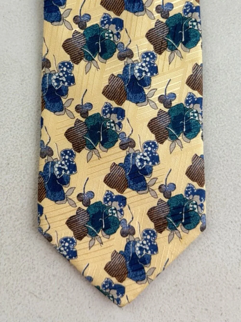 Vintage Floral Leaf Print Silk Tie 90s Jos A Bank Jacquard Mens Necktie Beige